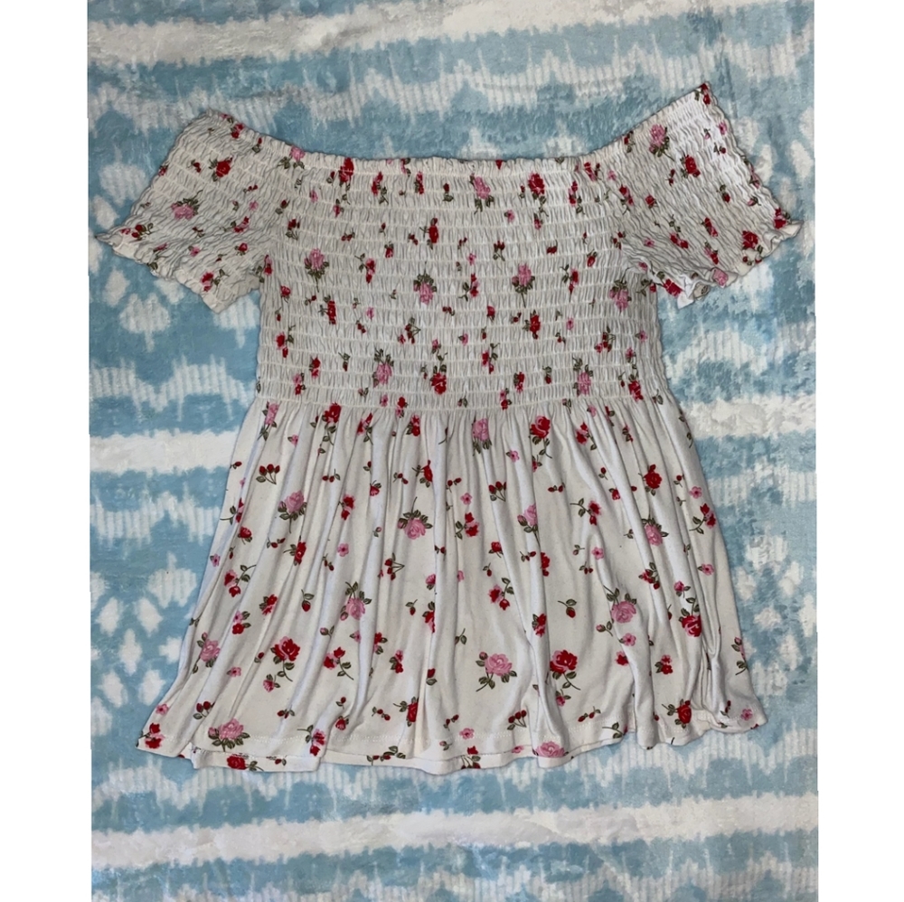 COPY - Off The Shoulder White Floral Top